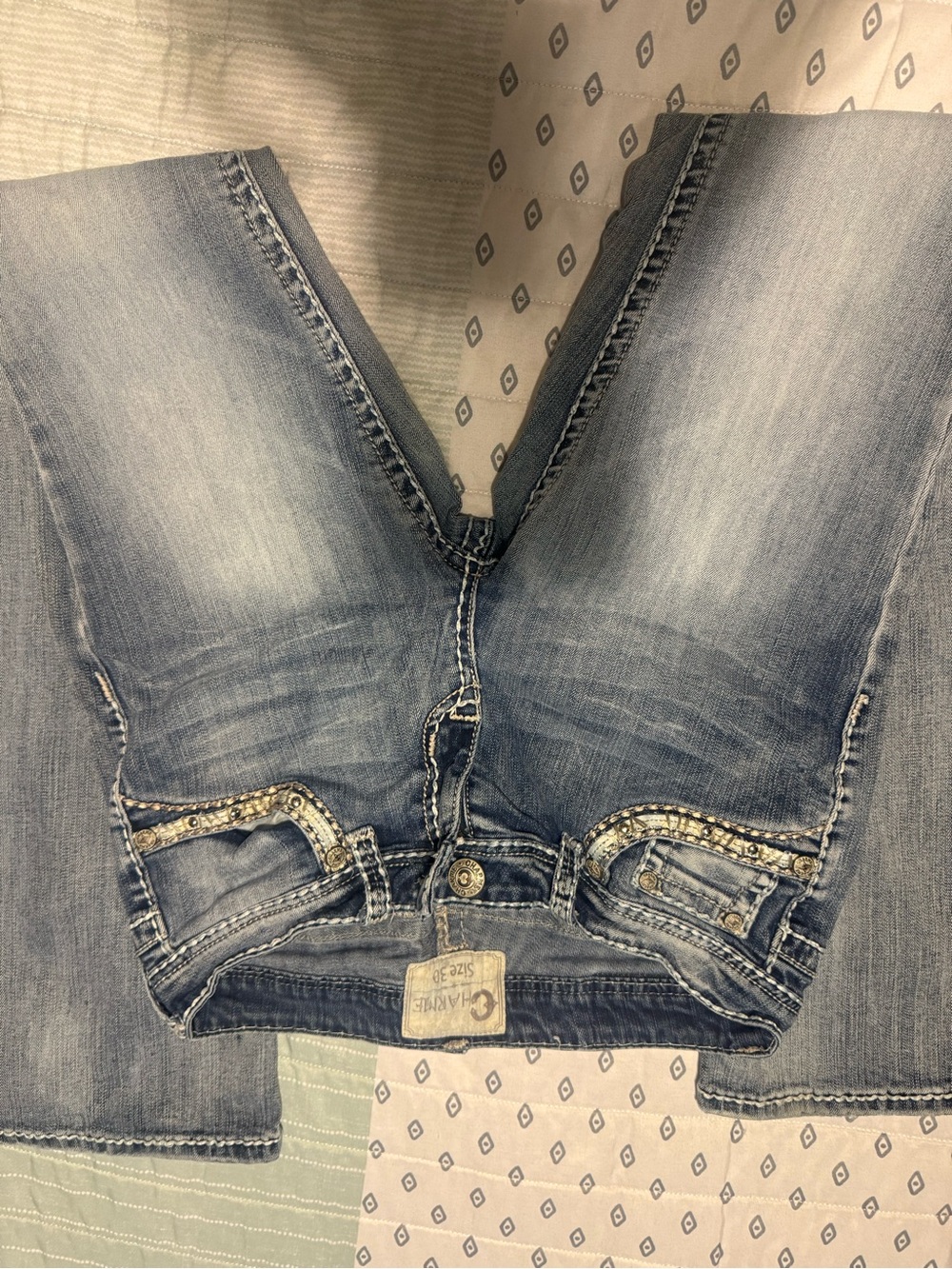 Women’s Light Wash Boot Cut Jeans with Embellished Pockets